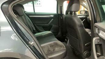 Skoda Octavia 2.0 TDI Elegance DSG Euro 5 (s/s) 5dr