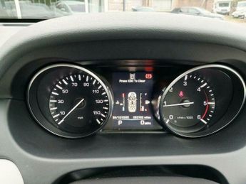 Land Rover Discovery Sport 2.0 TD4 SE Tech Auto 4WD Euro 6 (s/s) 5dr