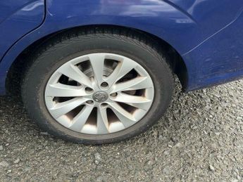 Vauxhall Zafira 1.7 CDTi ecoFLEX Design Euro 5 5dr (SNav)