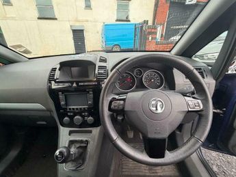 Vauxhall Zafira 1.7 CDTi ecoFLEX Design Euro 5 5dr (SNav)