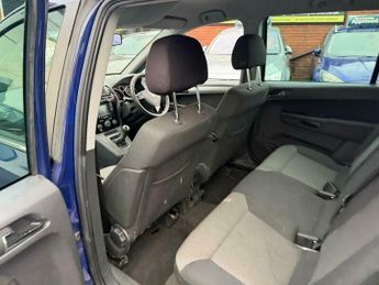 Vauxhall Zafira 1.7 CDTi ecoFLEX Design Euro 5 5dr (SNav)