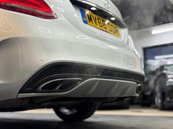 Mercedes C Class AMG C 43 4MATIC PREMIUM [SAT NAV, HEATED SEATS & PANORAMIC ROOF]