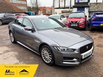 Jaguar XE R-SPORT