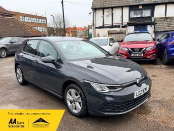 Volkswagen Golf LIFE TSI