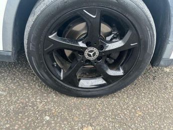 Mercedes-Benz C Class 2.1 GLA200d Sport 7G-DCT Euro 6 (s/s) 5dr