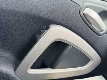 Smart ForTwo Electric Drive Coupe 2dr Electric Auto (74 bhp)