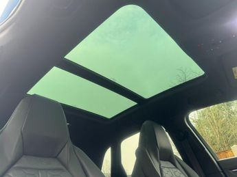 Audi RS Q3 2.5 TFSI Audi Sport Edition SUV 5dr Petrol S Tronic quattro Euro