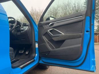 Audi RS Q3 2.5 TFSI Audi Sport Edition SUV 5dr Petrol S Tronic quattro Euro