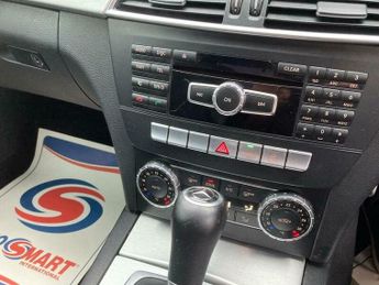 Mercedes-Benz C Class 2.1 C220 CDI AMG Sport Plus G-Tronic+ Euro 5 (s/s) 4dr