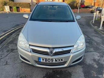Vauxhall Astra 1.8i 16v Club 5dr