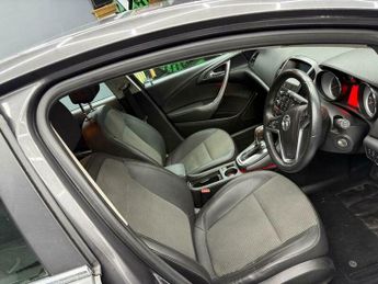 Vauxhall Astra 1.6 16v SE Auto Euro 5 5dr