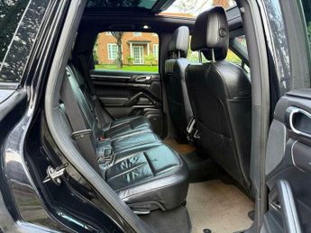 Porsche Cayenne 3.0h V6 S TiptronicS 4WD Euro 5 (s/s) 5dr
