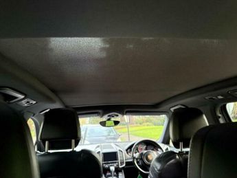 Porsche Cayenne 3.0h V6 S TiptronicS 4WD Euro 5 (s/s) 5dr