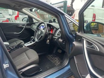 Vauxhall Astra 2.0 CDTi SRi Auto Euro 5 5dr
