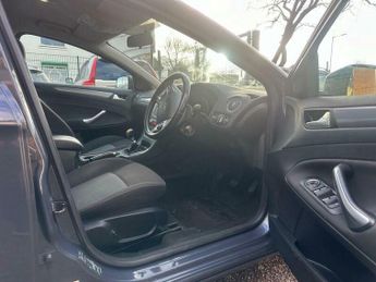 Ford Mondeo 2.0 TDCi Zetec Euro 5 5dr