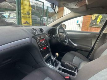 Ford Mondeo 2.0 TDCi Zetec Euro 5 5dr