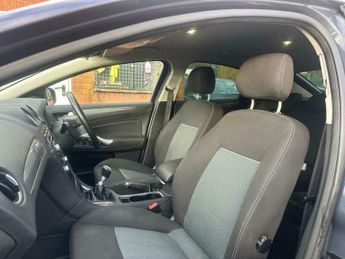 Ford Mondeo 2.0 TDCi Zetec Euro 5 5dr