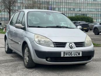Renault Scenic 1.6 VVT Dynamique 5dr