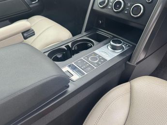 Land Rover Discovery 3.0 SD V6 Landmark Edition SUV 5dr Diesel Auto 4WD Euro 6 (s/s) 