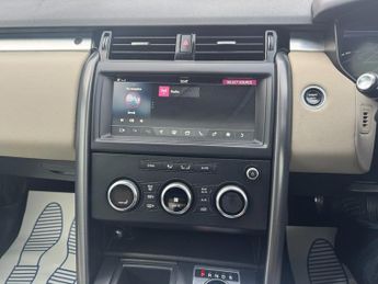 Land Rover Discovery 3.0 SD V6 Landmark Edition SUV 5dr Diesel Auto 4WD Euro 6 (s/s) 