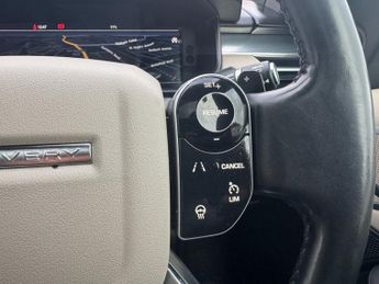 Land Rover Discovery 3.0 SD V6 Landmark Edition SUV 5dr Diesel Auto 4WD Euro 6 (s/s) 