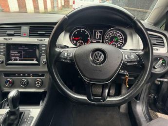 Volkswagen Golf 1.6 TDI BlueMotion Tech SE DSG Euro 5 (s/s) 5dr