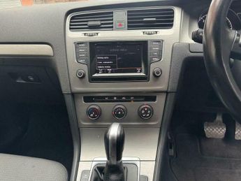 Volkswagen Golf 1.6 TDI BlueMotion Tech SE DSG Euro 5 (s/s) 5dr