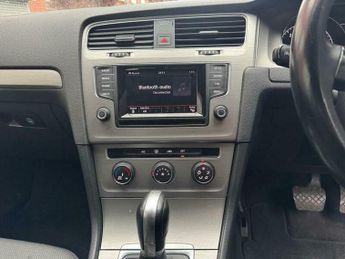 Volkswagen Golf 1.6 TDI BlueMotion Tech SE DSG Euro 5 (s/s) 5dr