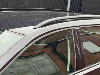 Volkswagen Golf 1.6 TDI BlueMotion Tech SE DSG Euro 5 (s/s) 5dr