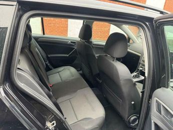 Volkswagen Golf 1.6 TDI BlueMotion Tech SE DSG Euro 5 (s/s) 5dr