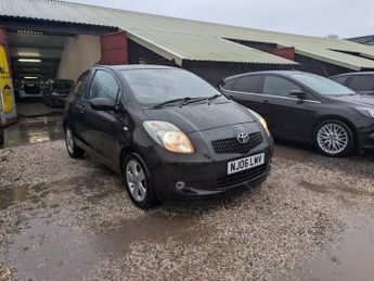 TOYOTA YARIS VVTI T SPIRIT