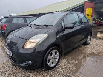 TOYOTA YARIS VVTI T SPIRIT