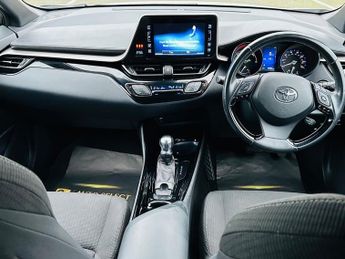 Toyota CHR DYNAMIC