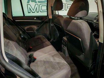 Volkswagen Tiguan 2.0 TDI BlueMotion Tech Match DSG 4WD Euro 5 (s/s) 5dr