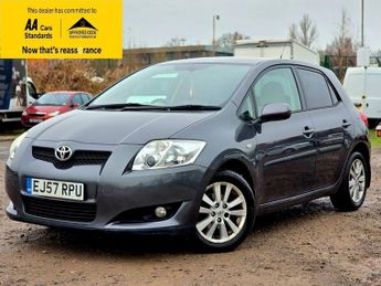Toyota Auris T SPIRIT VVT-I MM