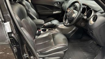 Nissan Juke 1.6 Tekna SUV 5dr Petrol CVT Euro 5 (117 ps)