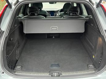 Volvo XC60 D4 R-DESIGN AWD