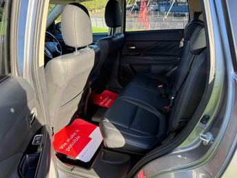 Mitsubishi Outlander PHEV 4H