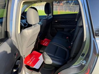 Mitsubishi Outlander PHEV 4H