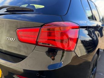 BMW 1 SERIES 1.5 118i Sport Auto Euro 6 (s/s) 5dr