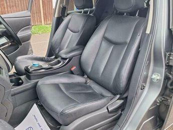 Nissan Leaf 24kWh Tekna Auto 5dr
