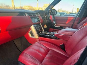 Land Rover Range Rover 5.0 V8 Autobiography Auto 4WD Euro 5 (s/s) 5dr