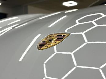 Porsche Taycan BASE [EXTENDED PORSCHE WARRANTY]