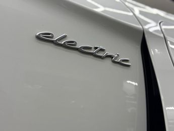 Porsche Taycan BASE [EXTENDED PORSCHE WARRANTY]