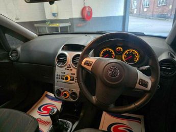 Vauxhall Corsa 1.4i 16v SXi 5dr