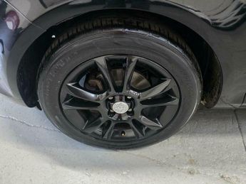 Vauxhall Corsa 1.4i 16v SXi 5dr