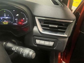 Renault Clio 1.6 E-TECH Evolution Auto Euro 6 (s/s) 5dr