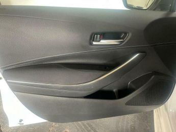 Toyota Corolla 1.8 VVT-h Icon CVT Euro 6 (s/s) 5dr