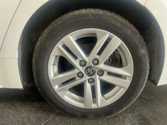 Toyota Corolla 1.8 VVT-h Icon CVT Euro 6 (s/s) 5dr