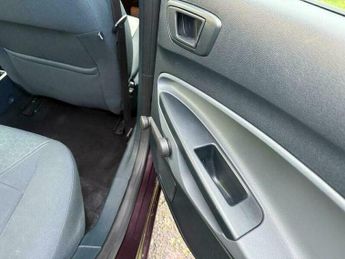 Ford Fiesta 1.4 Zetec 5dr